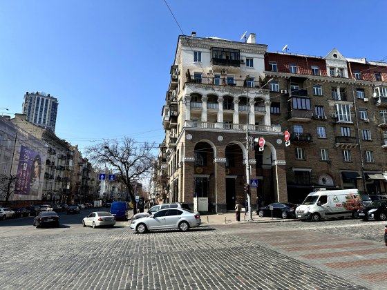 Велика квартира в центрі Києва, Велика Васильківська,  Пл. Укр Героїв. Київ