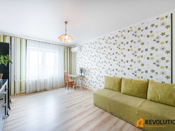 Без % 1кім Драгоманова 8А генератор на ліфт Позняки Ахматової Пчілки Киев