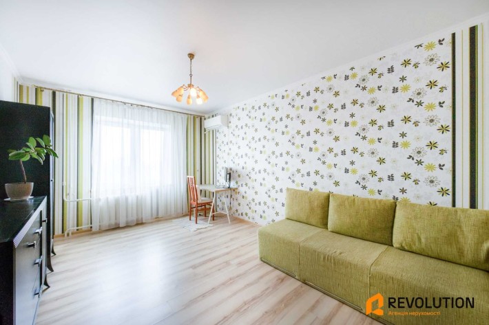 Без % 1кім Драгоманова 8А генератор на ліфт Позняки Ахматової Пчілки - фото 1