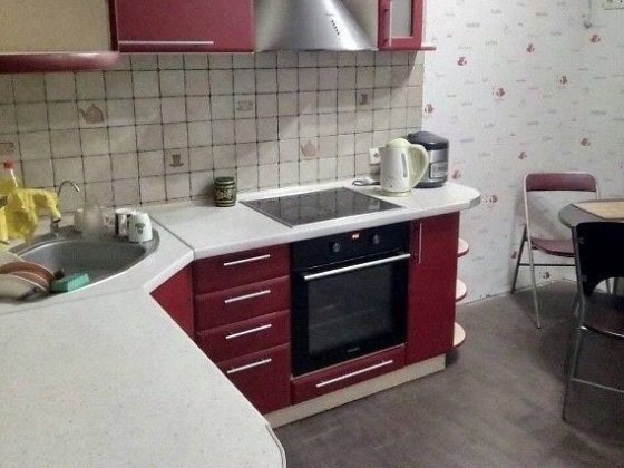 Продаж двокімнатної  квартири Урлівська 11/44