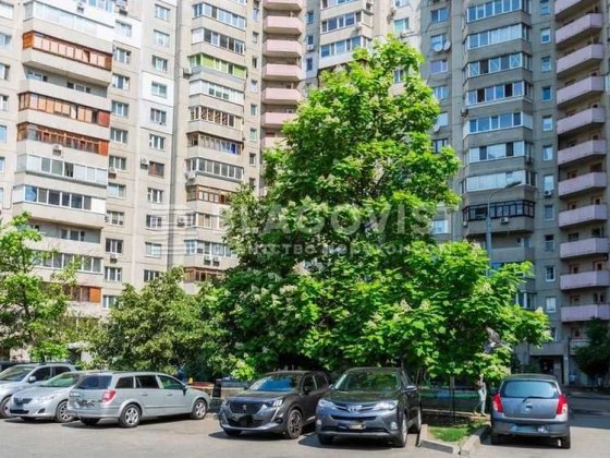 Терміновий продаж 2 кімнатної Бальзака початок квартира вільна Київ