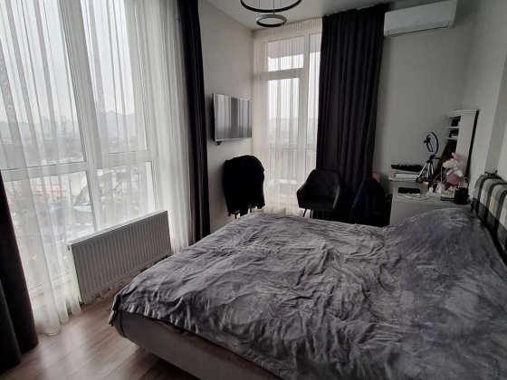 2-кімн квартира по вул. Центральна 21-Б, ЖК Рів'єра, масив Осокорки. Київ