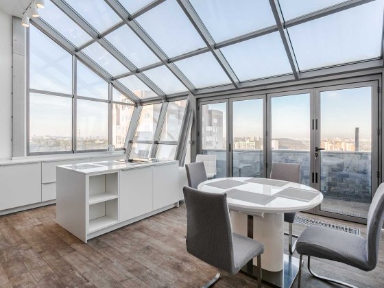 Унікальна видова квартира з сучасним якісним ремонтом центр 15 хв Киев