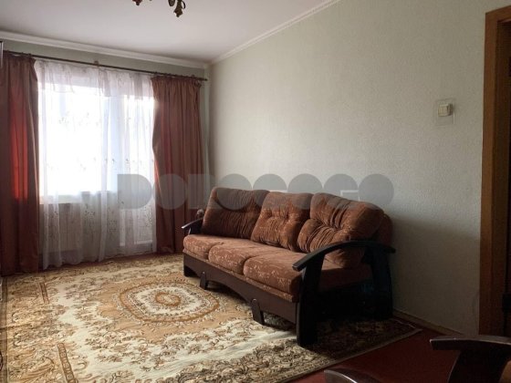 Продаж 2кім кв Харьківське  шосе метро Позняки