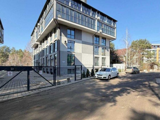 Продам 1 кімнатну квартиру в Биківня, пров.Радистів 18. Деснянський р. Киев