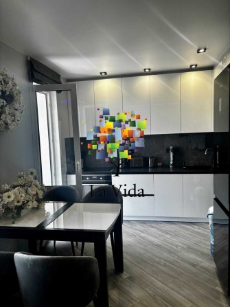 ЕНЕРГОНЕЗАЛЕЖНИЙ БУДИНОК! Продаж 2к з ремонтом вул. Закревского, 101б - фото 1