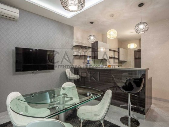 Продажа 2к квартиры, ул. Верхогляда, ЖК Новопчерские Липки