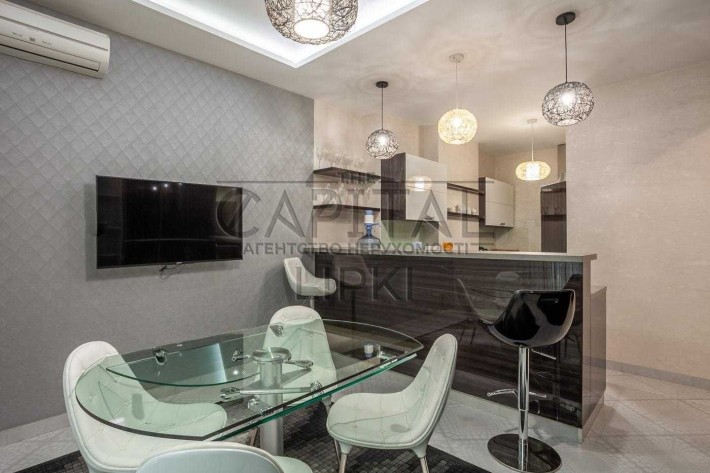 Продажа 2к квартиры, ул. Верхогляда, ЖК Новопчерские Липки - фото 1