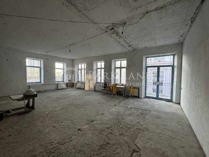 Квартира під ремонт в самому центрі, Антоновича 3 - фото 1