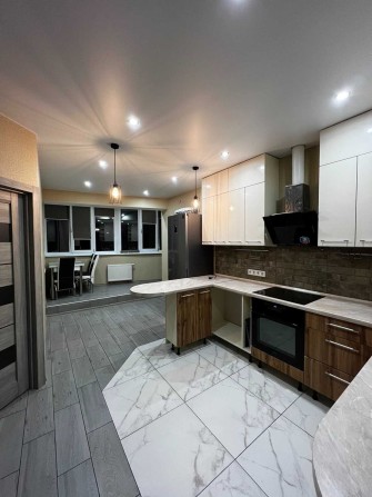 Видова 1 кімн. 62м. вул.Чорних Запорожців ( П. Запорожця), 26А - фото 1