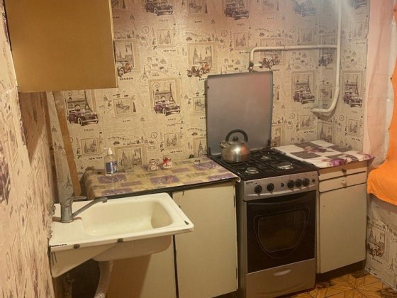 Сдам 2-х комн.кварт.рядом с Крытым рынком на 1-ом.этаже Краматорськ