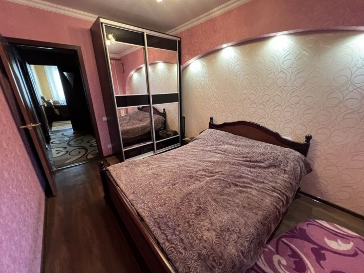 Оренда 3-к просторої квартири по вулиці Шкільна - фото 1