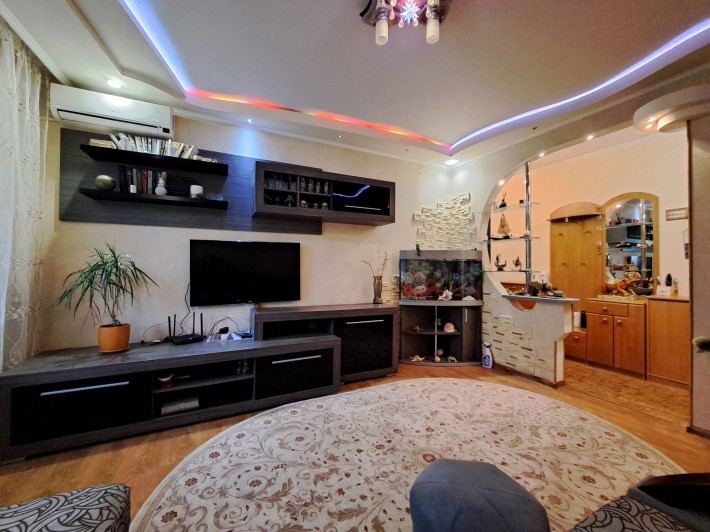 Аренда 2 ком.кв.ул.Бул.Краматорский 21 р-н Даманский - фото 1