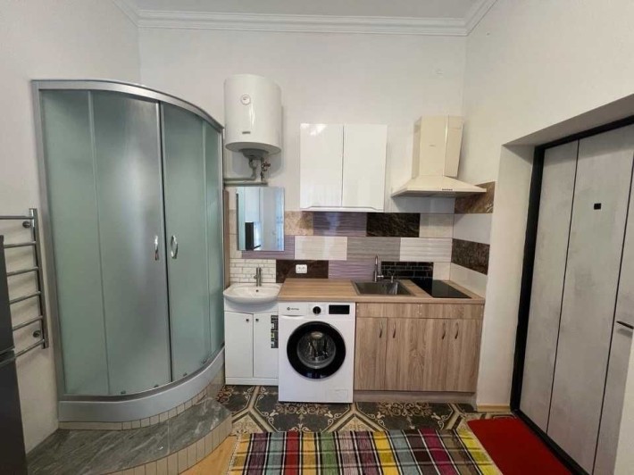 Здається в оренду затишна смарт-квартира в центрі міста. - фото 1