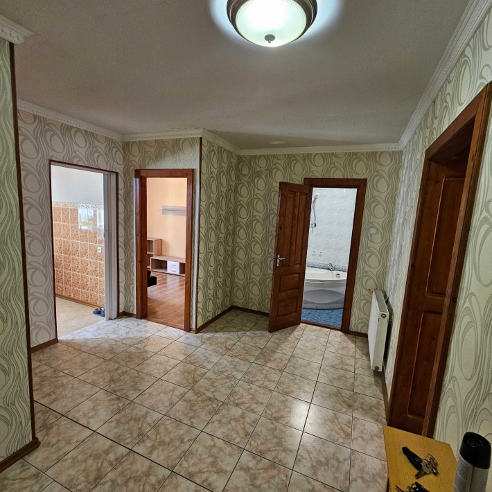 Здається в оренду квартира в центрі Мукачева - фото 1