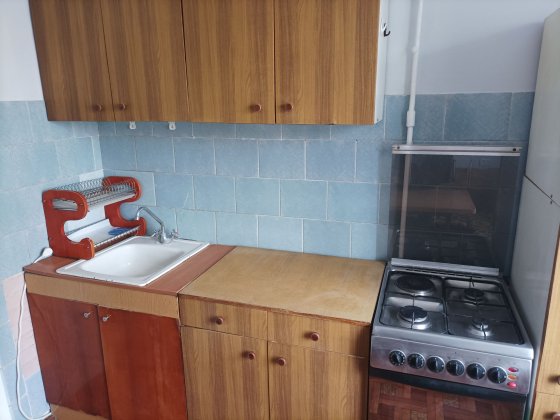 Здається двох кімнатна біля 13 школи. Мукачево