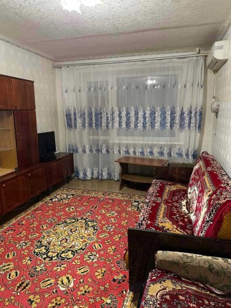 Здам 2 кімнатну квартиру в центрі - фото 1