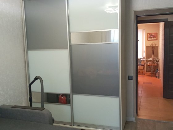 Здається квартира в центрі міста, можна ЗСУ. Слов'янськ