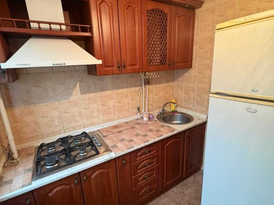 Сдається двохкімнатна квартира 2й поверх Слов'янськ