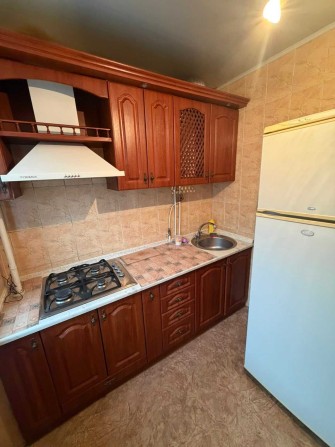 Сдається двохкімнатна квартира 2й поверх - фото 1