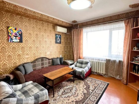 Продаж великої 4-к квартири в центрі міста Запорожье