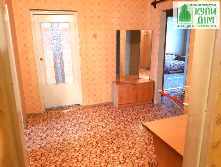 Продам 3-кімнатну квартиру - фото 1