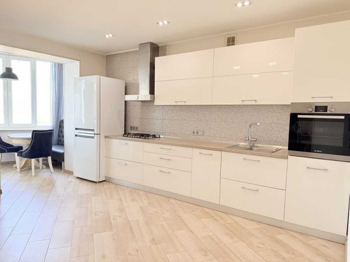 Продам 2 к квартиру ЖК Набережный квартал Ж/М Победа 2 Сквер - фото 1