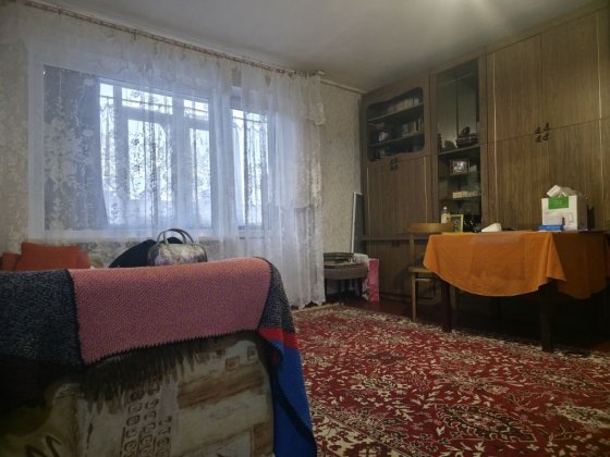 1-на по Університетському 36м.кв. з балконом. Кропивницький