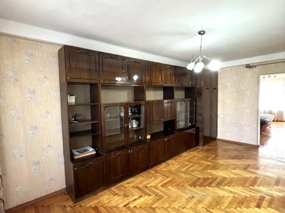 Продается 3 ком кв в Хортицком р-не по ул Гудыменко Запорожье