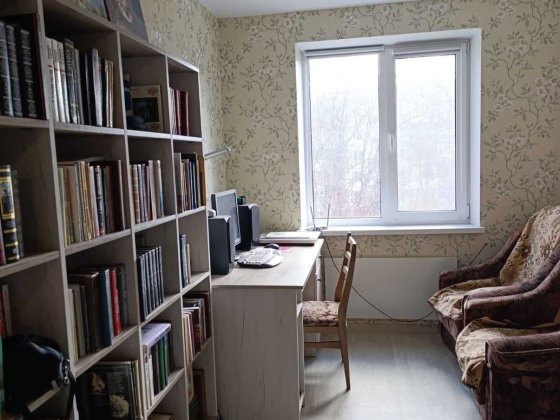 Продам трикімнатну квартиру в районі Пацаєва ( Л. Каденюка) Кропивницький