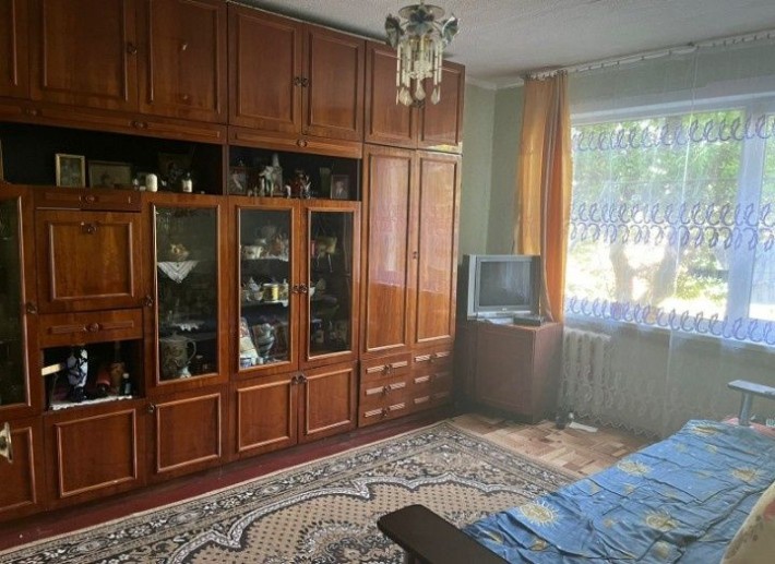 Продається трьох кімнатна квартира Ковалівка - фото 1