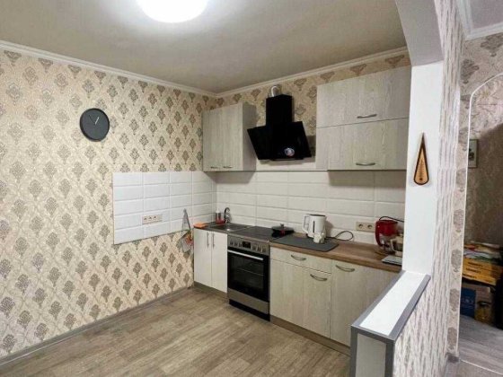 Продажа Квартира 1 ком Осенняя Богдана Хмельницкого Каштановая Дніпро