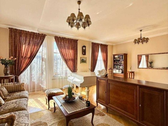 Продаж 3 кім. квартири в центрі Львова вул. Костя Левицького Львов