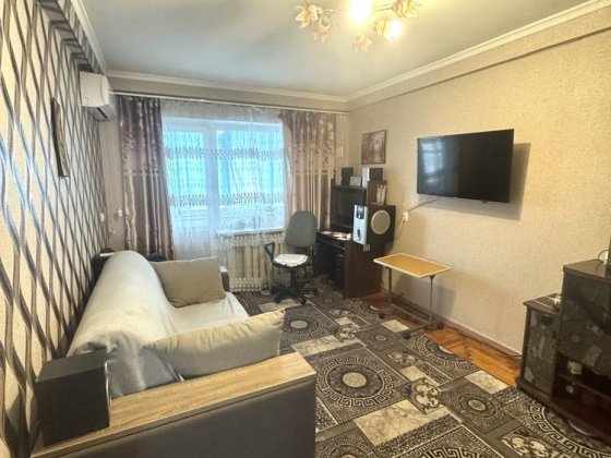 Продается 2 ком кв в Днепровском р-не по ул Дудукина Запорожье