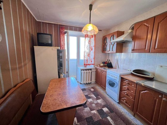 Продається 2-х кімнатна к-ра,з мансардою,по вул.Робоча(Центр) Миколаїв