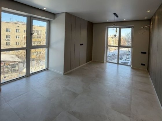 Продається 2х кімнатна квартира.