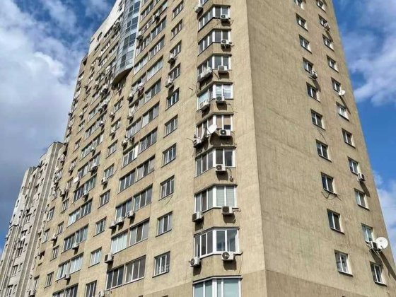 Продам 4к квартиру в новобудові, Слобожанський пр-т Днепр