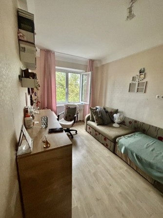 Продаётся 2 ком.кв ул. Михайлова в Днепровском районе! - фото 1