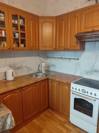 Продам большую однокомнатную квартиру от хозяина - фото 1