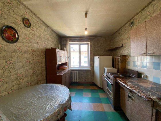 Продам 3к квартиру 69 м2 с кладовой ж/м Красный Камень / ул Савкина Днепр