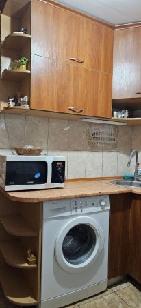 Продам 2х ком. кв-ру в центре, ул.Жаботинского, 3эт. пятиэтжного дома - фото 1