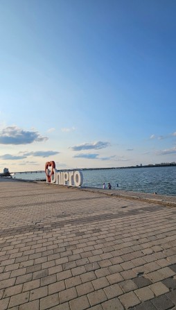 Продам 3кв. Центр, сталинка 2 этаж, гараж, набережная - фото 1