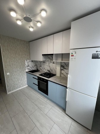 Продажа 2-к. квартиры, р-н Площади Победы - фото 1