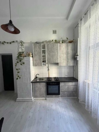 Продаж 3 кімнатної квартири, вулиця Дорошенка, центр - фото 1