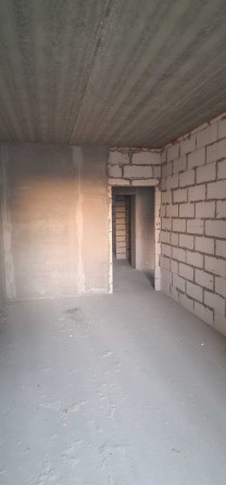 Продам 2 к.квартиру з можливістю перепланування - фото 1