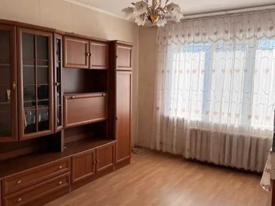 Продам большую,видовую 3к Победа 4.Перемога Днепр