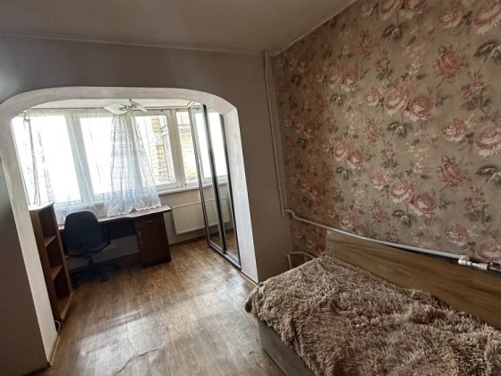 Продам 3 кім видову квартиу ЖМ Сонячний Днепр