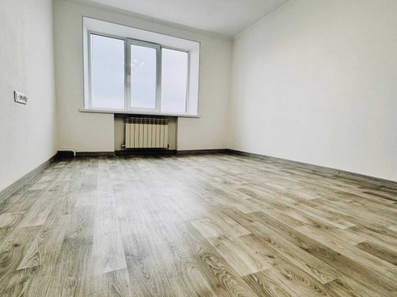 Продам 2-кімнатну квартиру з автономкою та ремонтом на Ковалівці Кропивницький