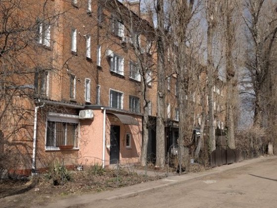 Продам 4-ну квартиру - сталінку Кропивницький