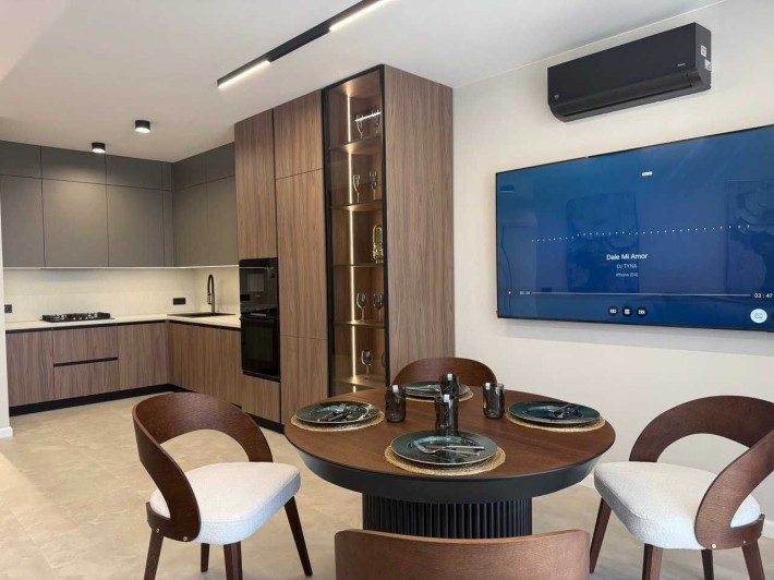 Простора 2-к квартира з кухнею-студією 32м²  Greenville House Кн.Ольги - фото 1